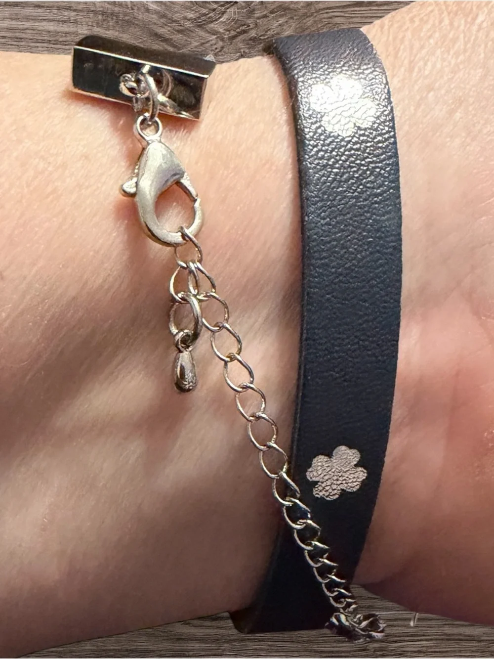 Dior Beauty Wrap Bracelet / Choker Necklace - Picture 4 of 5
